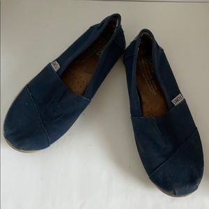 Toms size 3